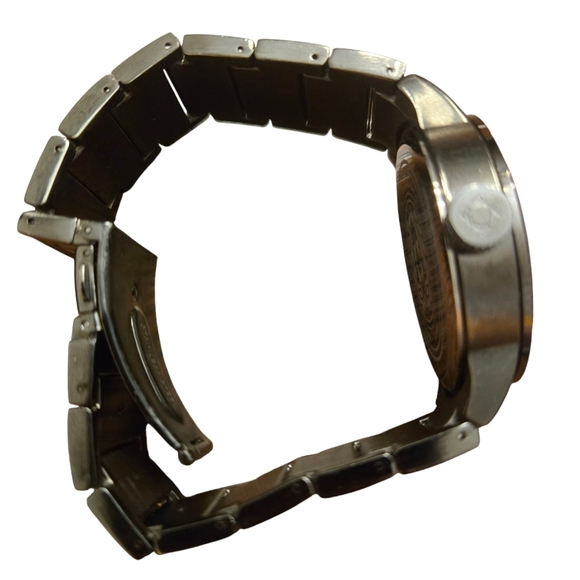 Kenneth Cole Reaction Silver Watch for Men (Needs Battery) - Picture 5 of 6